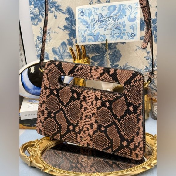 🆕 OROTON 🧿 NWOT Stella Texture Large Clutch, Sand Texture - Picture 6 of 16